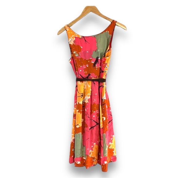WE LOVE VERA  Silk Floral scoop neck sleeveless dress SZ 2 - Picture 4 of 9